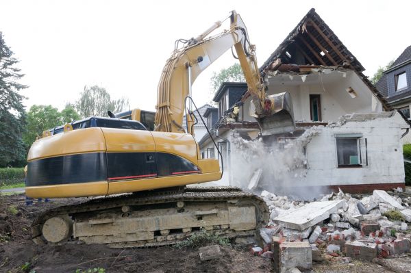 Home Demolition Service in Lake Zurich